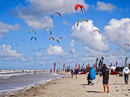 California kitesurfing Masters 2025, kitesurfing on the North Sea beach on the edge of the UNESCO