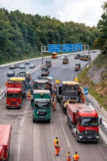 Rehabilitation of the A52 motorway near Essen, an 8 km long section between the Essen-Kettwig