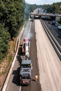Rehabilitation of the A52 motorway near Essen, an 8 km long section between the Essen-Kettwig
