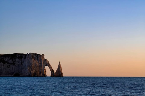 Rock arch Falaise or Porte d'Aval and rock needle Aiguille, Étretat, sea, steep coast, cliffs,