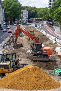 Renovation of the Dickswall street in the centre of Mülheim, first the Rumbach canal running under