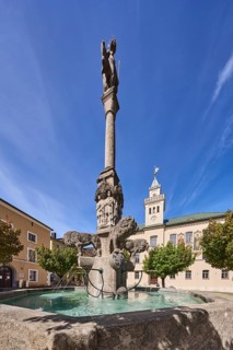 Wittelsbacherbrunnen, fountain, sculptor Karl Killer, historic town hall, trees, blue sky,