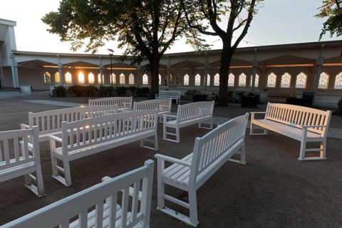 Concert Garden Kühlungsborn-West, architecture in the style of 1928, evening light, Baltic resort