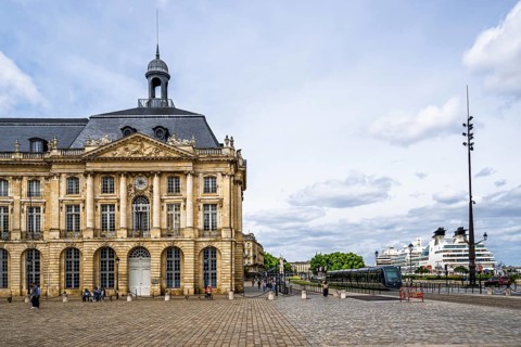 Fontaine des Trois Graces, Place de la Bourse, Bordeaux, Gironde, Nouvelle-Aquitaine, France