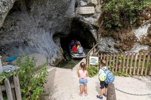 Excursion destination Wimsen Cave in the Swabian Alb. This tourist attraction is the only cave in