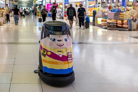 Cleaning robot, Bangkok, Thailand