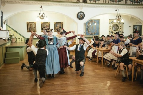 Traditional traditional costume anniversary of the Trachtenverein Schliersee Stamm 1888, dance in