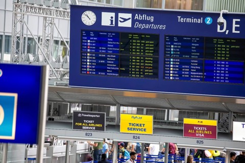 Frankfurt Airport: Departures board in Terminal 2