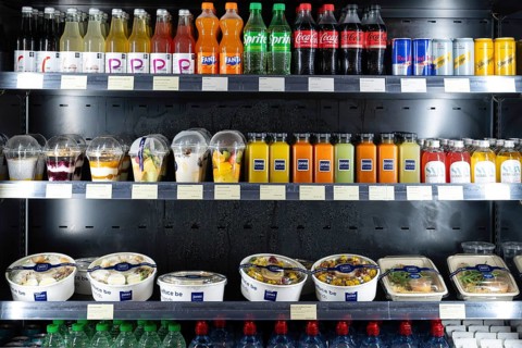 Sales shelf for drinks and salads