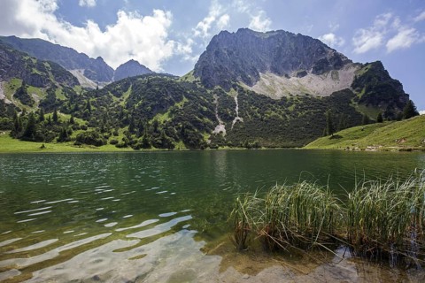 Lower Gaißalpsee, behind Rubihorn, near Oberstdorf, Oberallgäu, Allgäu Alps, Allgäu, Bavaria,