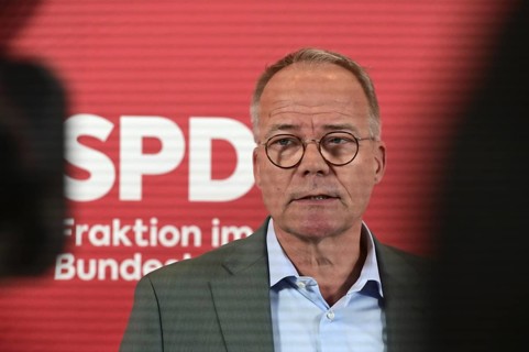 Matthias Miersch, Chairman of the SPD parliamentary group, at the press statement in front of the