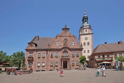 Baroque town hall built in 1738 and town hall tower, town gate, pedestrian, market square,