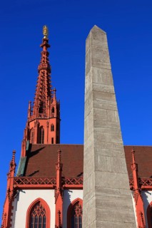 Obelisk, market fountain in the shape of an obelisk, Marienkapelle on the Würzburg market square,