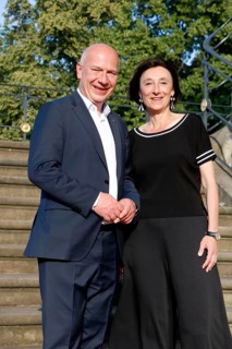 Kai Wegner and Elisabeth Sobotka (Artistic Director of the Staatsoper Unter den Linden) arriving