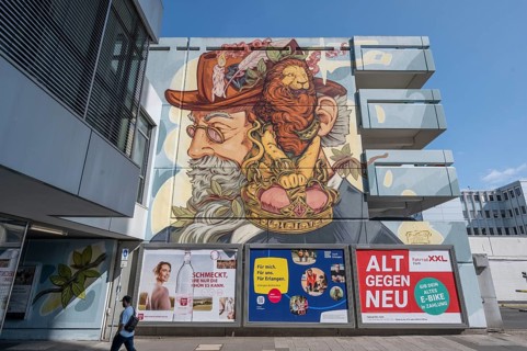 Facade painting by Nasca One on a multi-storey car park, Erlangen, Middle Franconia, Bavaria,