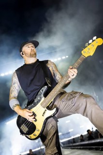 Dave Phönix Farrell, bassist of Linkin Park live on From Zero World Tour 2025 at the Olympiastadion
