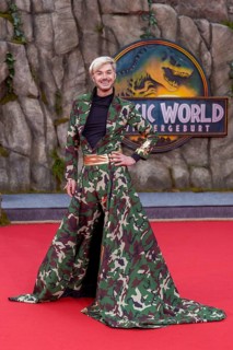 Sam Dylan at the German premiere of the adventure film Jurassic World, the rebirth at Berlin's Zoo