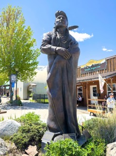 Statue of Chief Joseph or Hinmaton-Yalatkit, chief of the Wal-lam-wat-kain group of the Nez-Percé