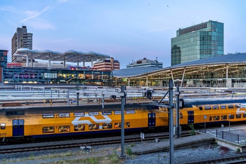 The central station Utrecht Centraal, at the shopping centre Hoog Catharijne and station concourse,