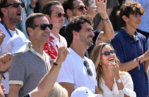From left, actor Mark Keller, presenter Kai Pflaume, Mats Hummels with girlfriend Nicola Cavanis,