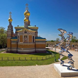 Russian chapel with stainless steel sculpture entitled Points of View by Tony Cragg, Mathildenhöhe,