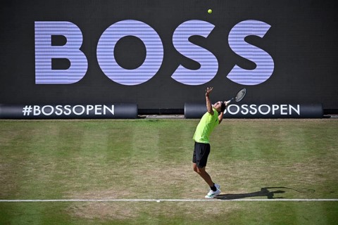 Alexander Zverev GER, action, serve, logo, tennis, ATP 250, BOSS Open 2025, Stuttgart,