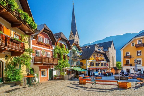 Market square in the town centre, Hallstatt, Lake Hallstatt, UNESCO World Heritage Site,