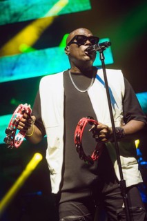 Ray Greene, singer of Santana live on Oneness Tour 2025 at the Berlin Uber Arena on 13 June 2025