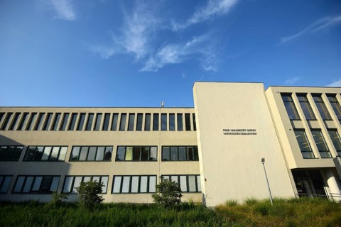The Henry Ford Building at Freie Universität Berlin is home to the university library headquarters