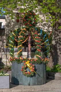 Easter fountain, Kirchrüsselbach, Upper Franconia, Bavaria, Germany