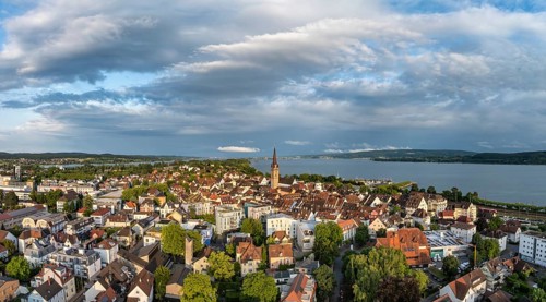 Luftbild, Panorama von der Stadt Radolfzell am Bodensee mit dem Radolfzeller Münster von der