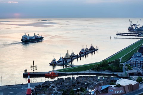 View from above of Seebäderkaje, Weser estuary and harbour worlds, dusk, Bremerhaven, Bremen,