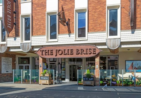 The Jolie Brise Wetherspoon pub, Teignmouth, south Devon, England, UK