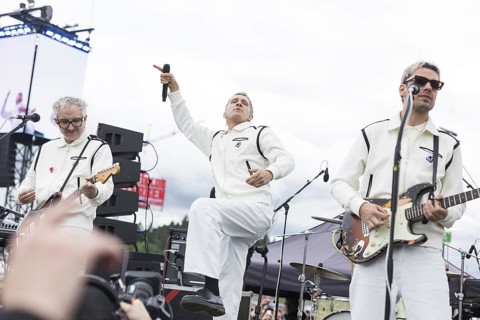 Steffen Israel (guitarist and keyboarder), Felix Brummer (singer) and Karl Schumann (guitarist) of