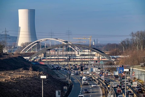 Traffic jam on the A43 motorway near Herne, heading north, in front of the barrier system, the