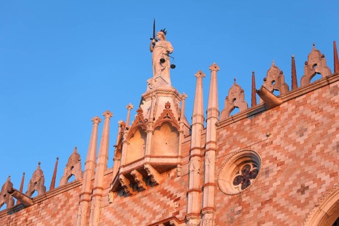 Doge's Palace, symbolic representation of jurisprudence, Justitia-Venetia with sword and scale, San