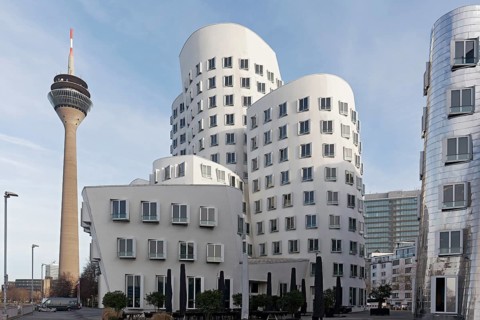 New Zollhof by architect Frank O. Gehry, house with white plaster façade, Gehry buildings in the