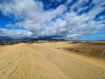 Wide sand dunes under a cloudy sky, Maspalomas Dunes, Gran Canaria, Canary Islands, Spain