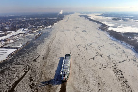 Hamburg, shipping company, Germany, ship, commercial shipping, disability, freight connection,