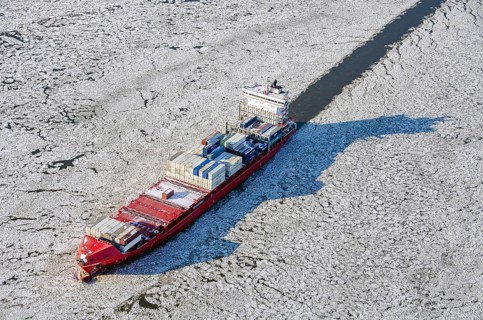 Germany, ship, container ship, commercial shipping, obstruction, freight connection, ice, ice,