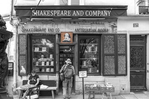 Historical bookstore, Shakespeare and Company, black and white, Paris, France