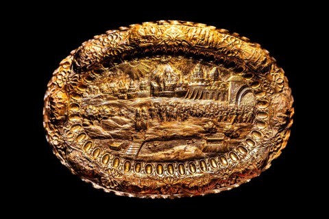 Silver tray with scene of the exodus from Egypt, 1806, Ancient Synagogue — Museum of Krakow's