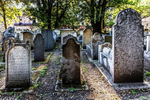Remuh Cemetery, 1551, Remuh Synagogue, 1553, one of two synagogues still in use today, Kazimierz
