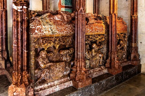 Holy Cross Chapel, also Jagiellonian Chapel, burial chapel for King Casimir IV and his woman Queen