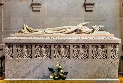 High grave of Hedwig of Anjou, also Saint Hewig of Poland, 1399, Wawel Cathedral, Coronation and