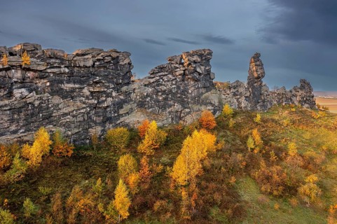 Teufelsmauer, Devil's Wall, eroded sandstone rock formation Mittelsteine near Weddersleben in the