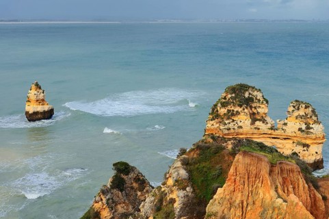 Rocky coast, Praia do Camilo, Lagos, Algarve, Portugal