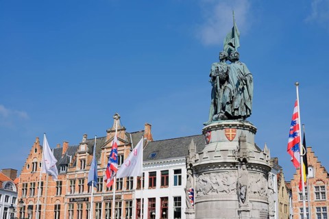 Jan Breydel and Pieter de Coninck monument, Grote Markt, Bruges, West Flanders, Flanders, Belgium