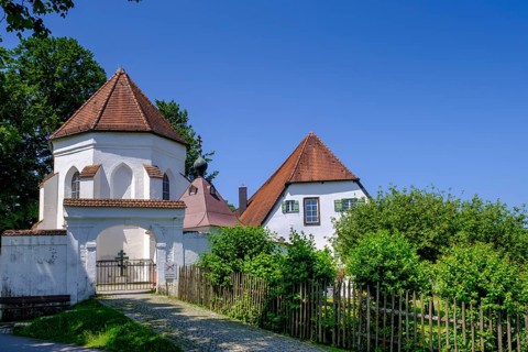 St. Walburgis, am Kloster Seeon, Chiemgau, Upper Bavaria, Bavaria, Germany