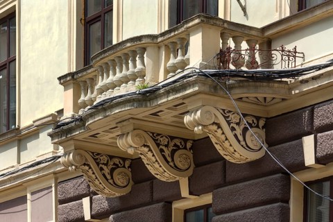 Unrestored 19th century decorative balcony, Czewrnowicz, Ukraine